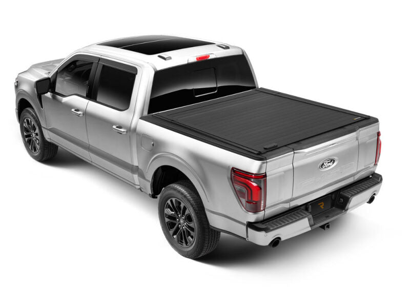 RealTruck 19-26 RAM 1500 5.7ft Bed w/RAMBOX (w or w/o MultiFunc Tailgate) RetraxPRO EZ-Off FRC-4000