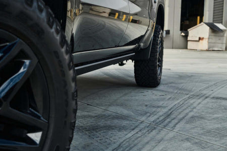 Body Armor 4x4 15-24 Ford F-150 Crew Cab (Excl. Raptor) E-Power Board Steps - Black