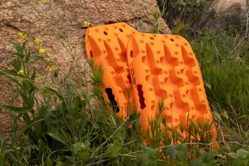 DV8 Offroad DV8 Xtract Mini Traction Board | Pair | Orange