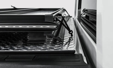 Access LOMAX Tri-Fold Cover 26-27 Ford Ranger - 5ft Standard Bed