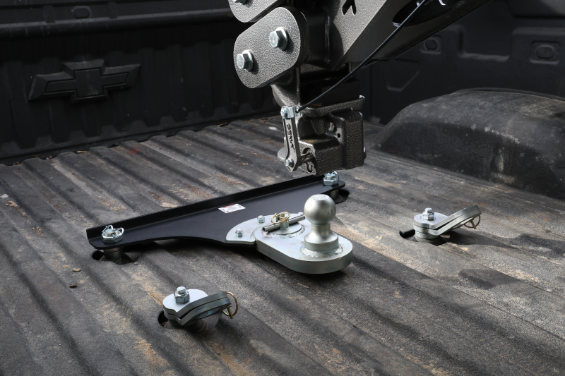Gen-Y 2017+ Ford GoosePuck 5in Offset Ball Puck Mount 25K Towing
