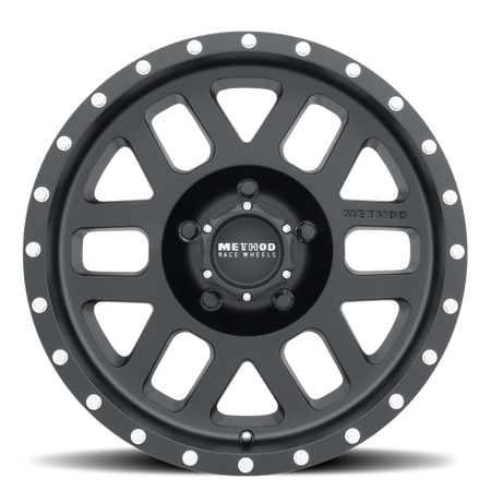Method MR306 Mesh 17x8.5 0mm Offset 5x4.5 83mm CB Matte Black Wheel