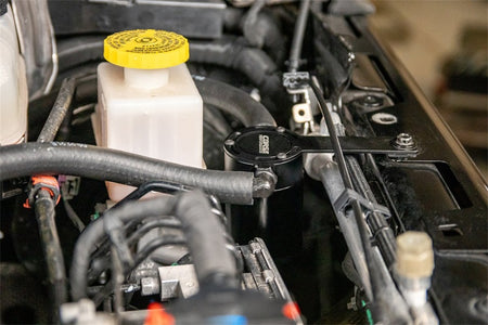 Corsa 2018-2025 Jeep Wrangler JL & JLU / Gladiator JT (3.6L) Oil Catch Can