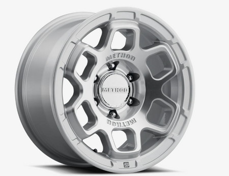 Method MR710-HD Bead Grip 18x9 / 6x5.5 / 12mm Offset / Machined Clear Coat Wheel