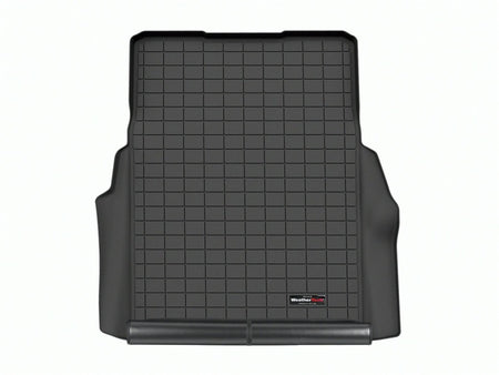 WeatherTech 2023 BMW i7 xDrive60 G70 Cargo Liner w/Bumper Protector - Black